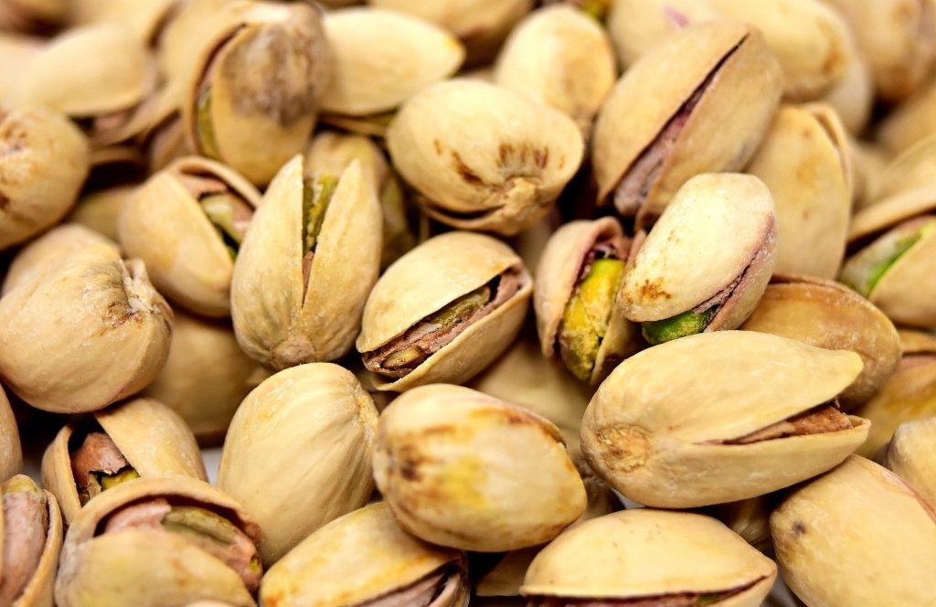 Nutre el estres mediante el consumo de frutos secos.